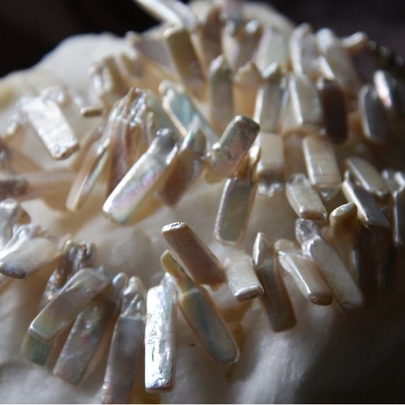 Stunning Genuine White Pearl Double Strand Necklace - Picture 4 of 9